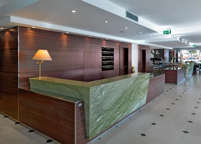 Hotel Regina Fronte Mare