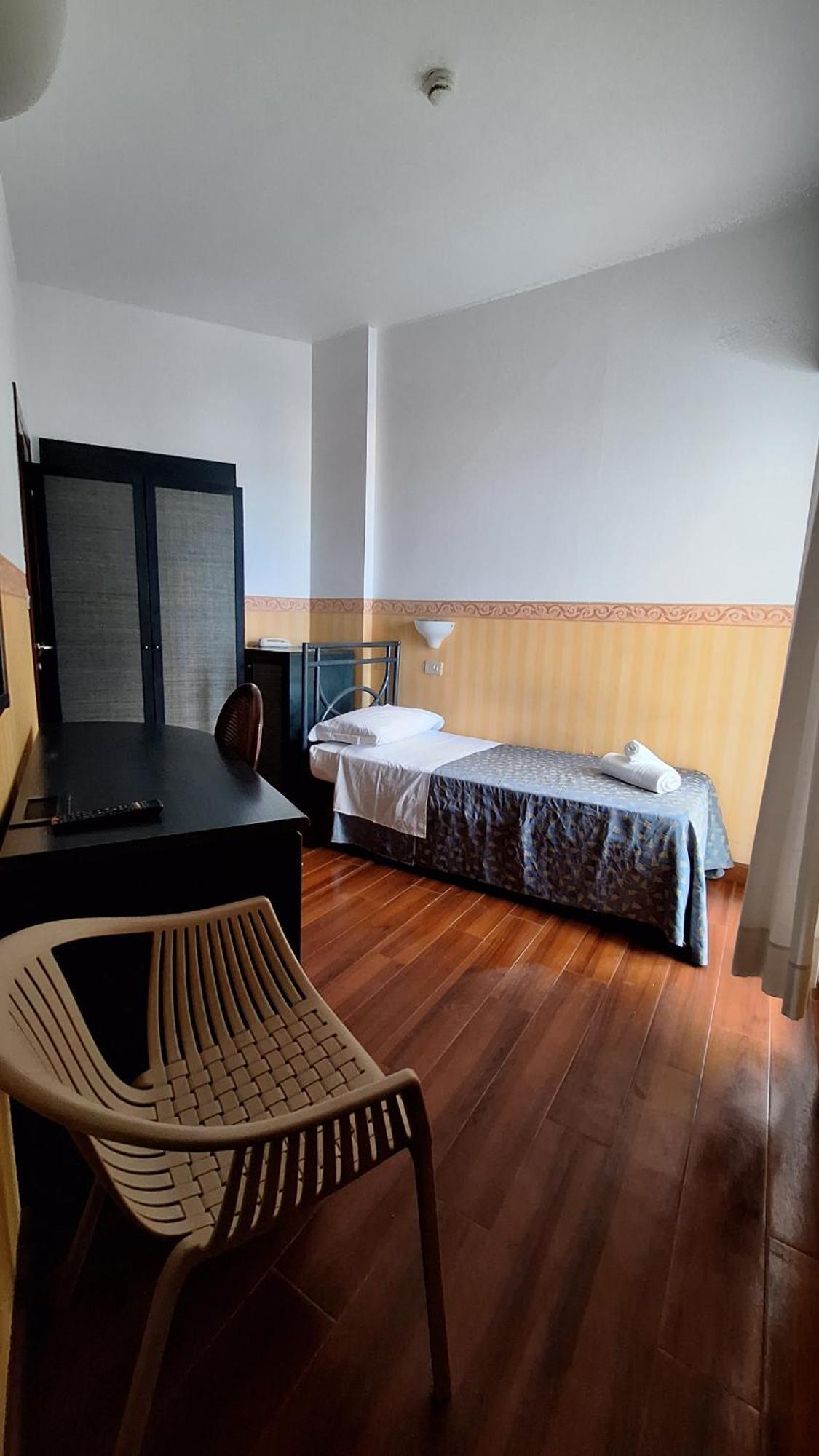 Regina Fronte Mare Hotel 3*