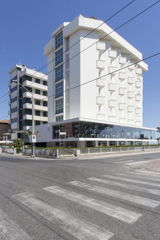 Hotel Regina Fronte Mare