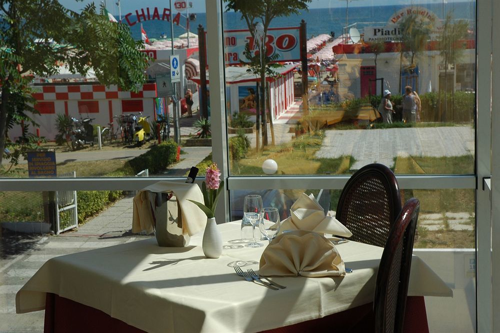 Hotel Regina Fronte Mare 3*